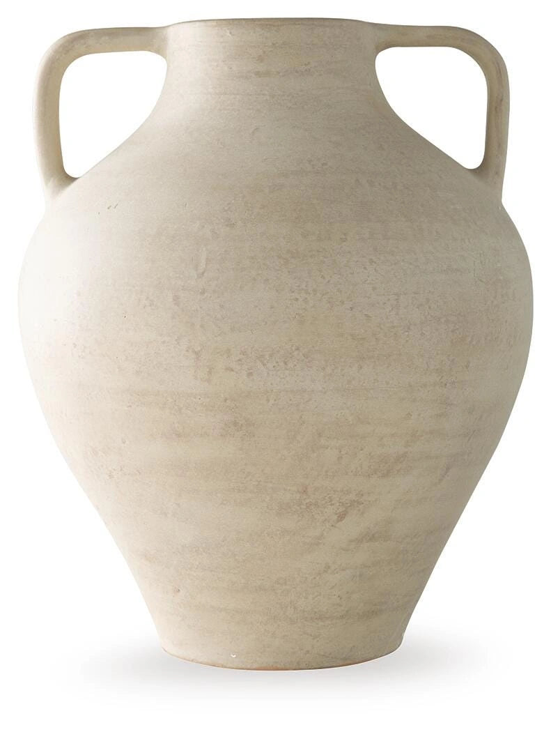 Justy Vase
