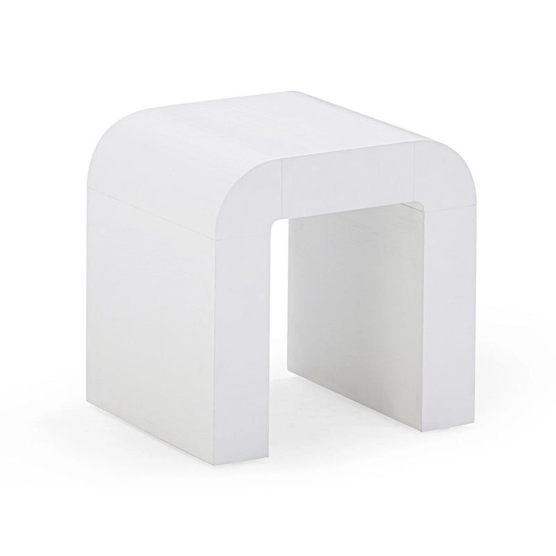 طاولة جانبية ذات تصميم مقوس (Hump)