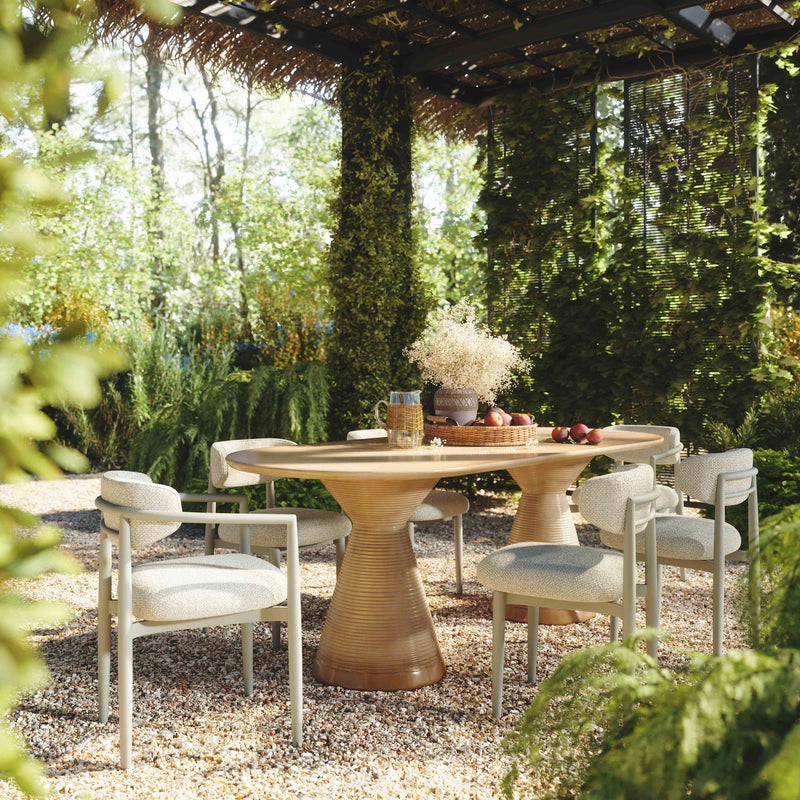 Silla de comedor para exteriores Annika con brazos, de tela texturizada y calidad comercial