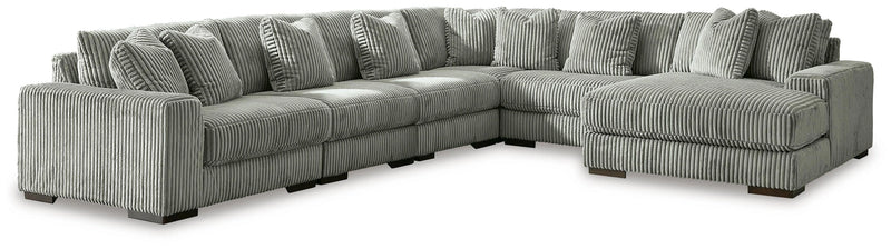 Lindyn Sectional with Chaise